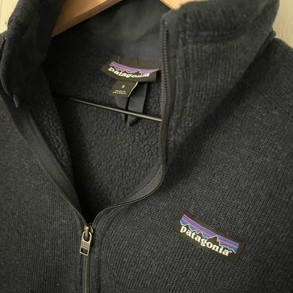 Patagonia Women's Navy Zip-Up Sweater - Picture 2 of 2